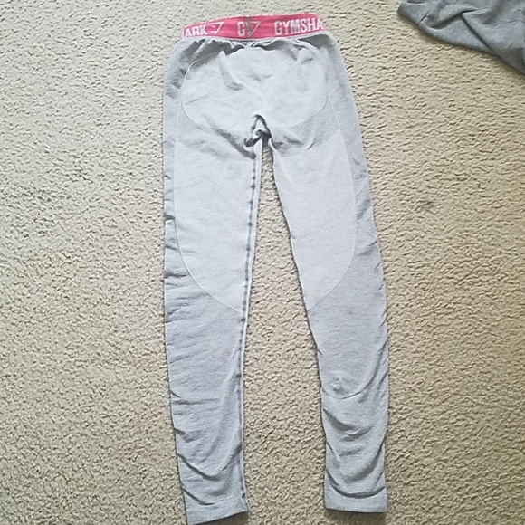 *SOLD* Gymshark leggings - Picture 3 of 3